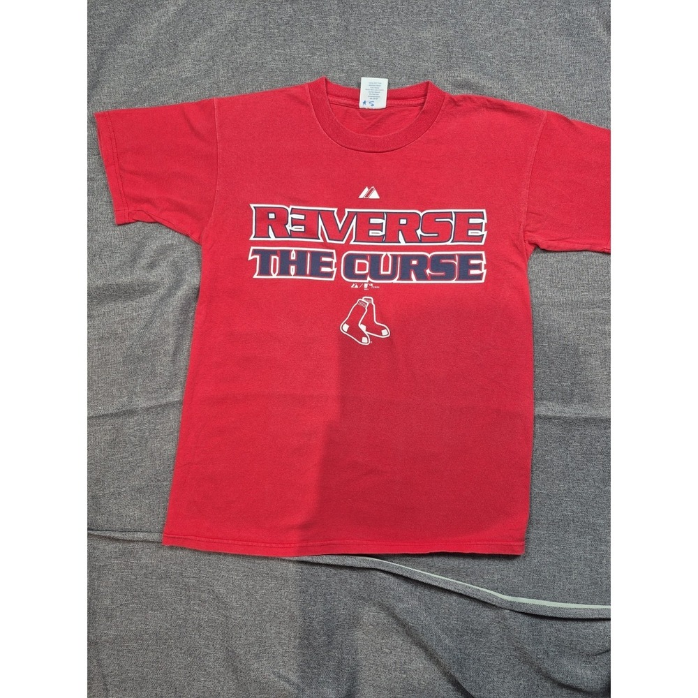 Size L- 2004 Majestic Boston Red Sox MLB Reverse the Curse Playoffs Red T-Shirt